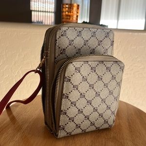 Small/mini cute side purse, with red strap(that’s removable)